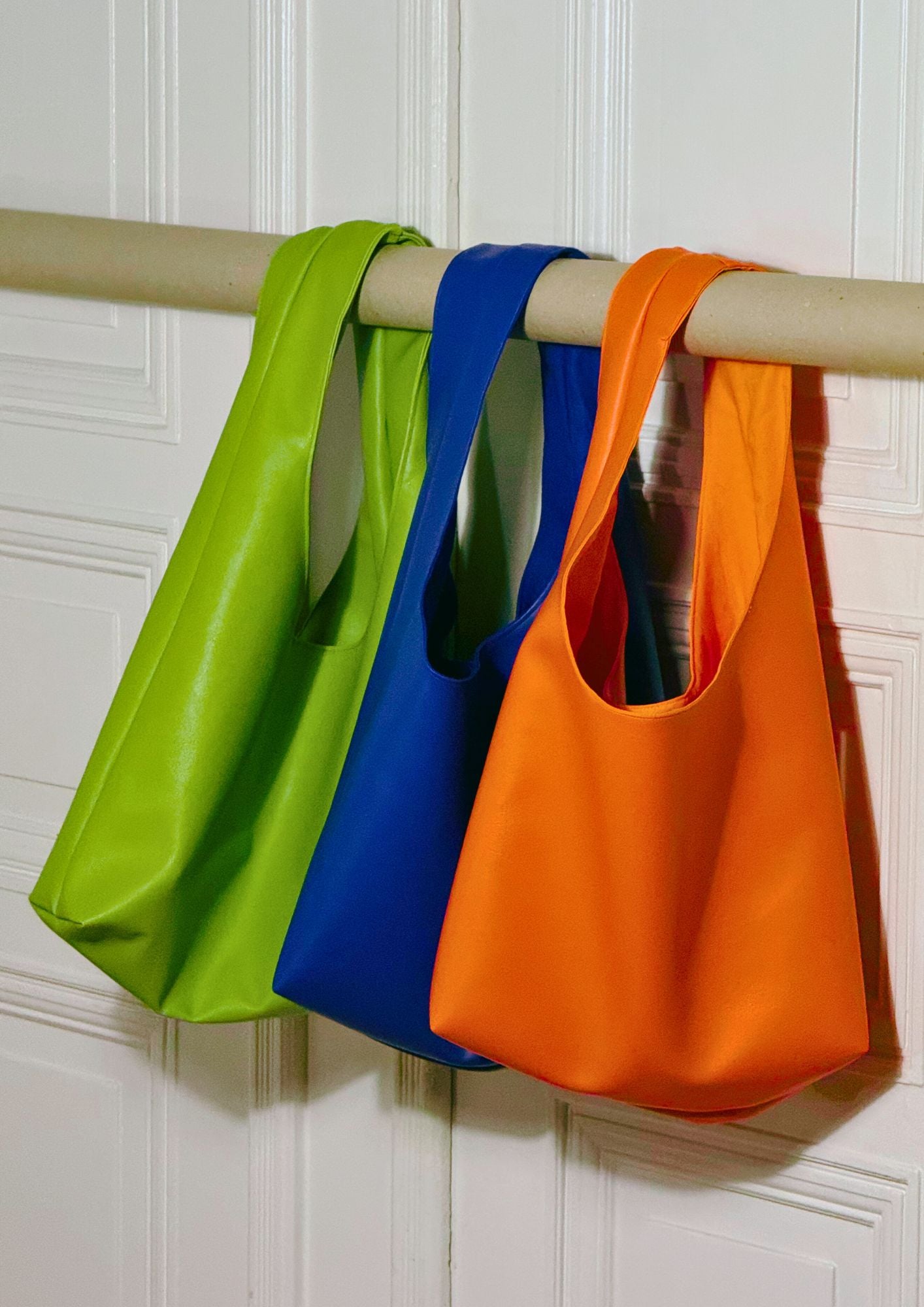 Kunstleder. Maxi. Grün.