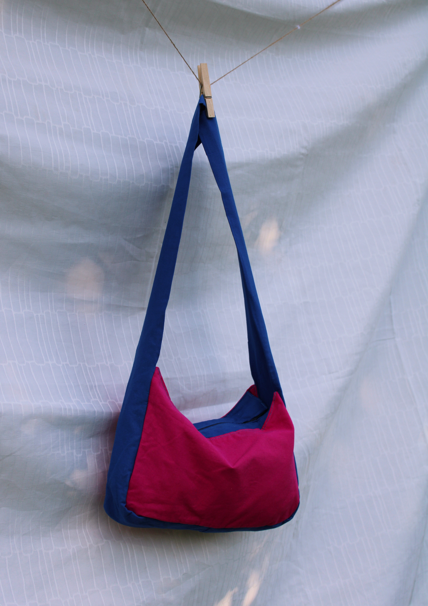 Baumwolle. Crossbody Short. Pink/Blau.