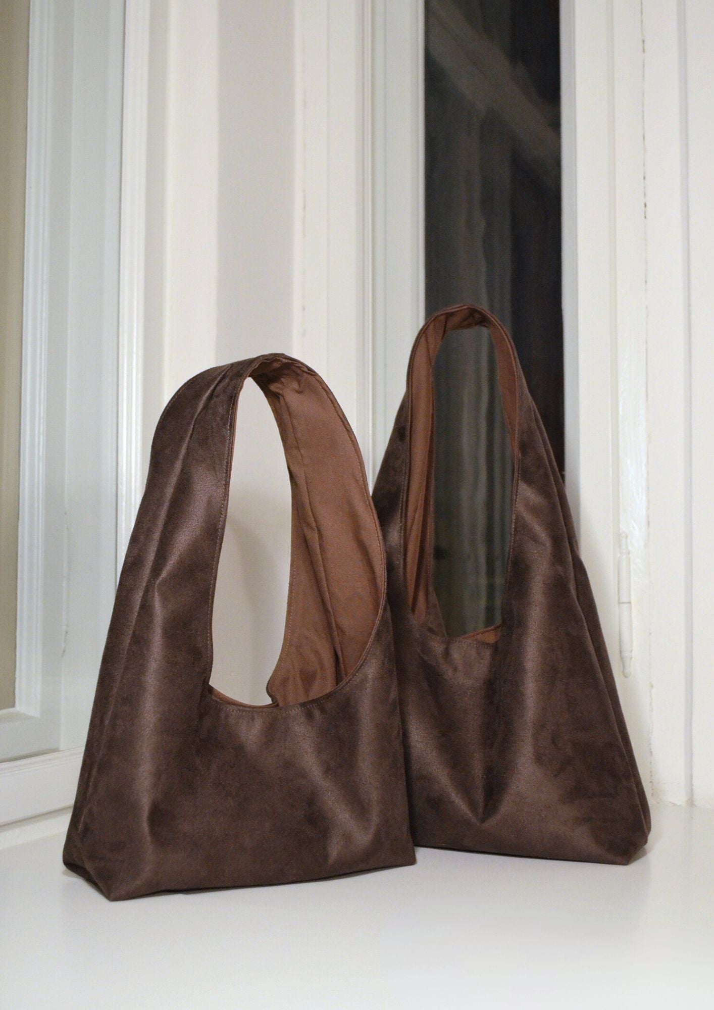 Wildlederimitat. Maxi. Dunkelbraun.