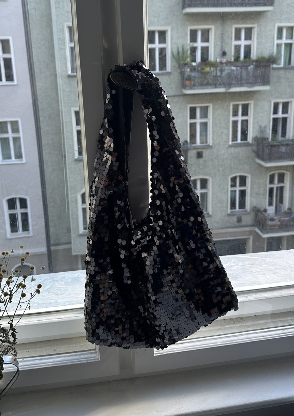 Sequins. Maxi. Grey.
