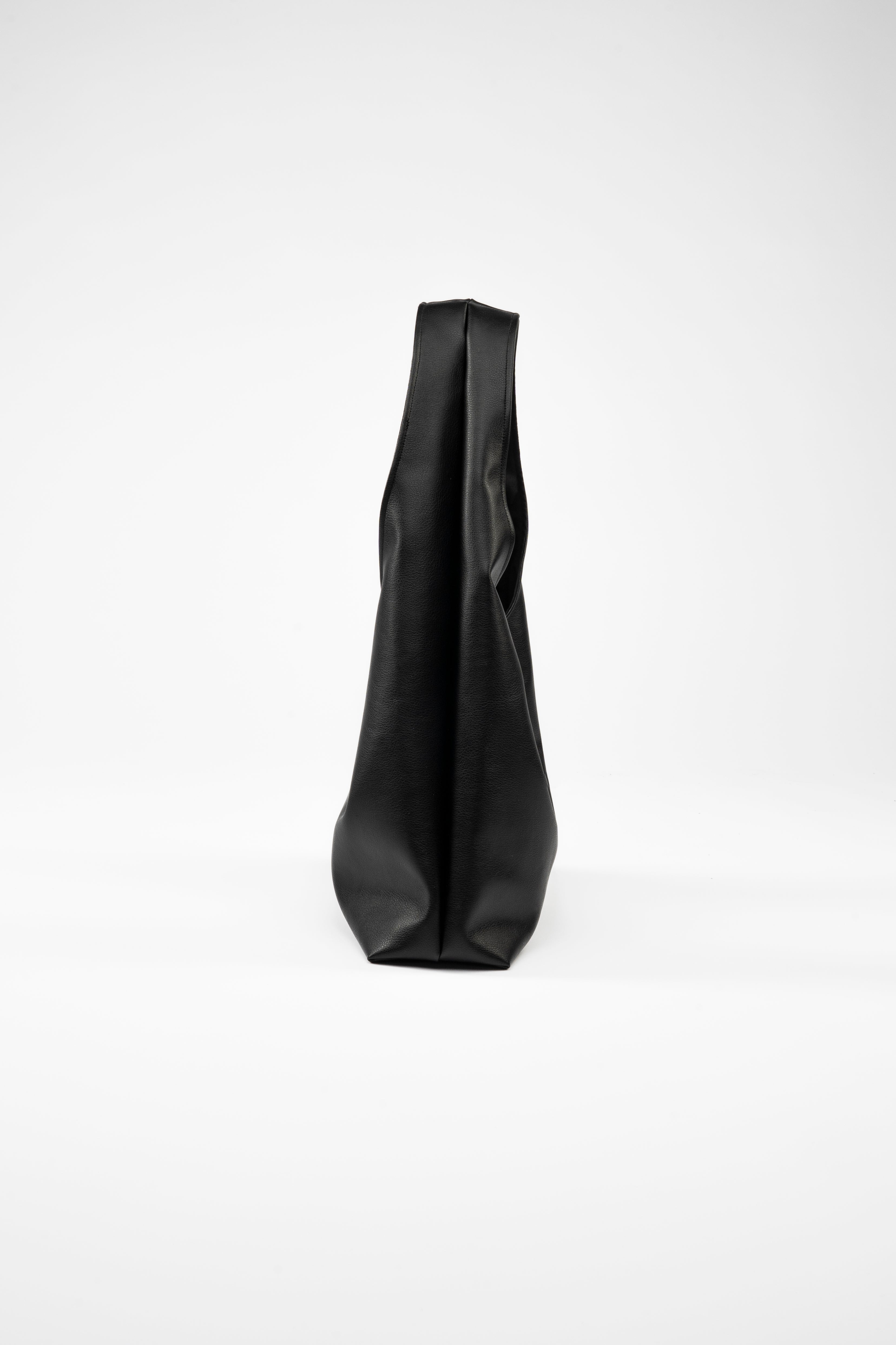 Faux Leather. Maxi. Black.