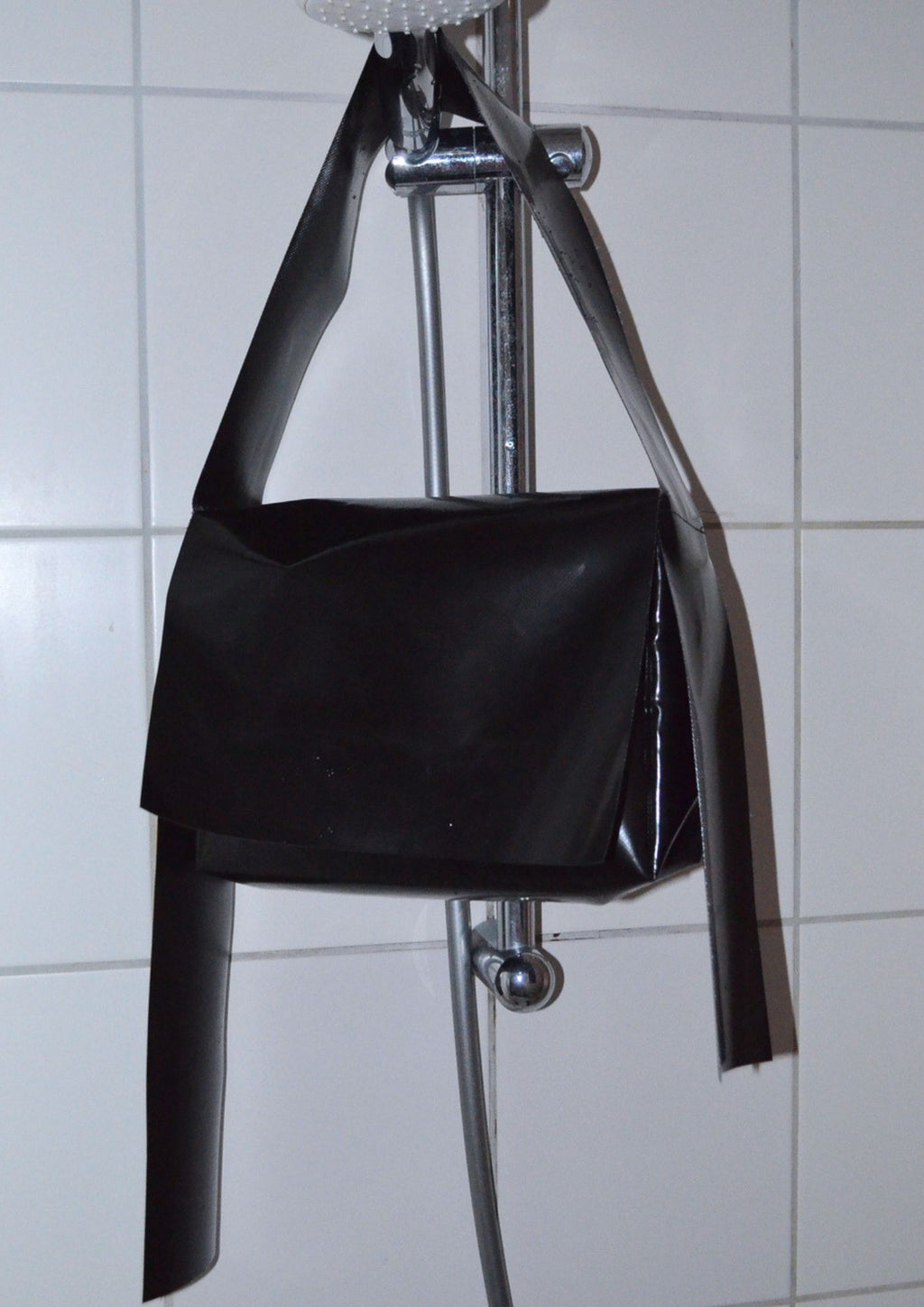 Tarpaulin. Medium. Black.