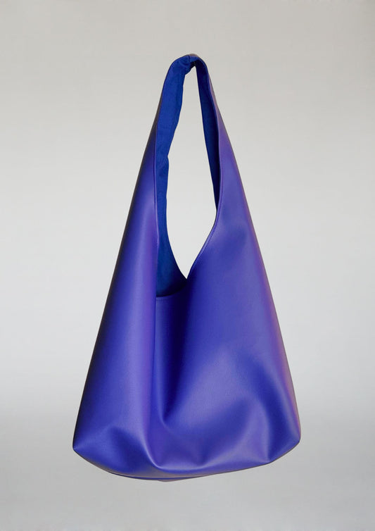 Kunstleder. Maxi. Blau.